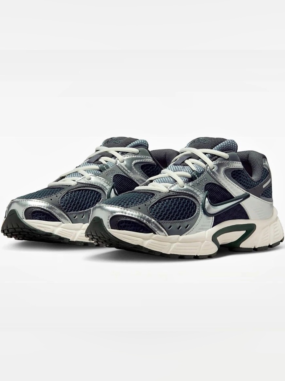 👟 NIKE Emerald Green Sneakers Gorgeous Elegant Fall Winter Gym Workout Walk